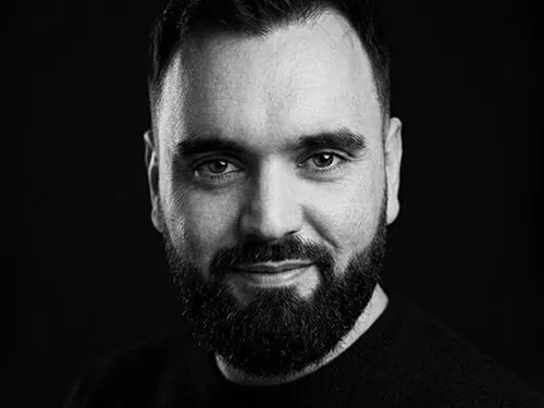Rysentra - When Growth Doesn't Mean Getting Bigger: Vedran Obradović on Building a Global Branding Studio from Zagreb